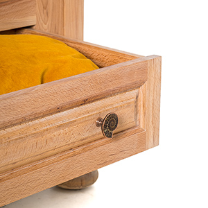 bed2_accent_drawers1